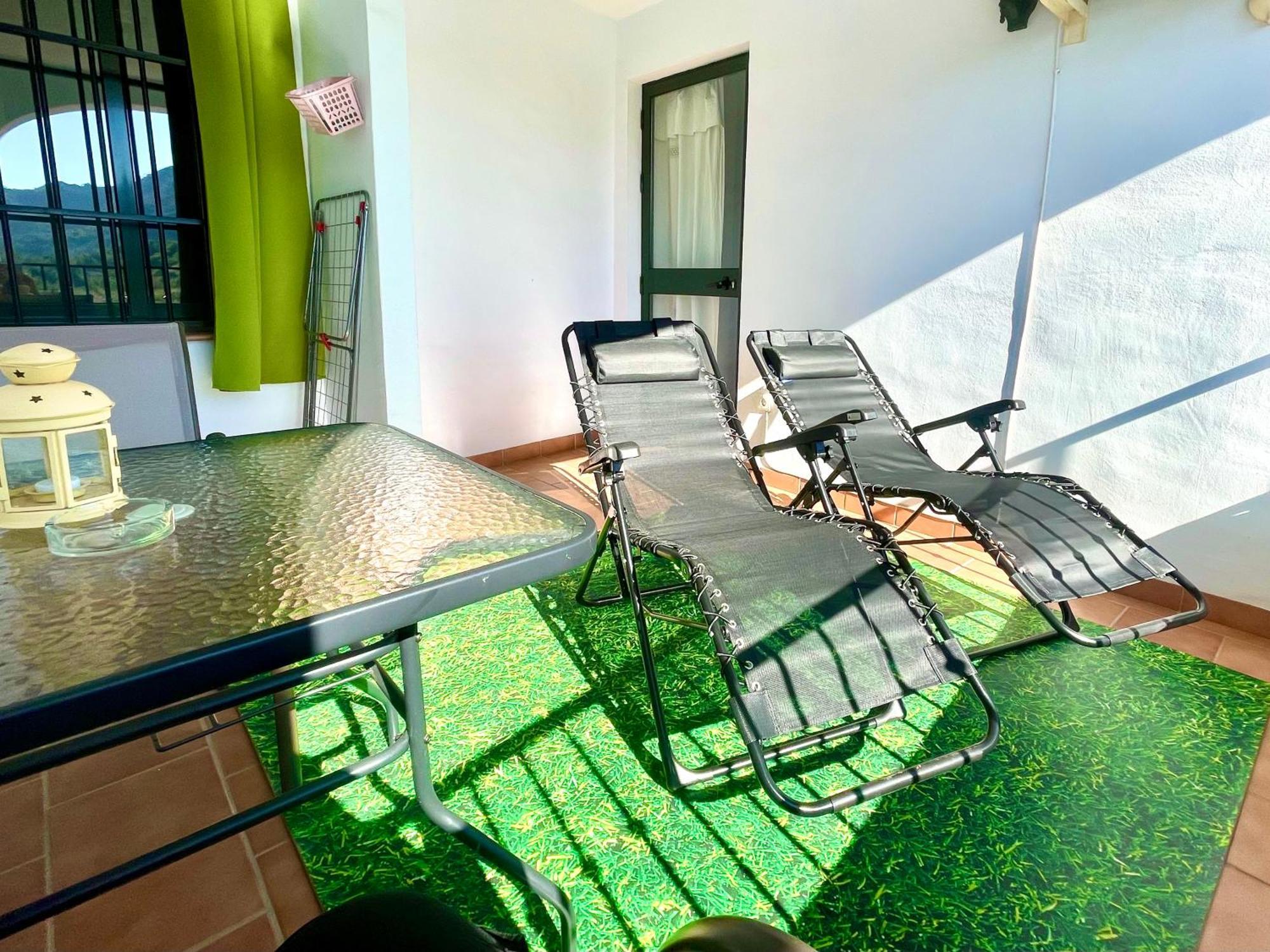 Apartamentos Axarquia , Frigiliana, Terraza Privada Con Vistas A La Montana Rio Y Al Mar Ngoại thất bức ảnh